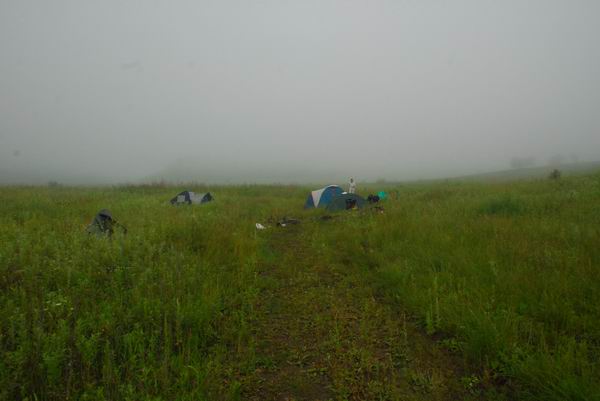 Наш лагерь в тумане